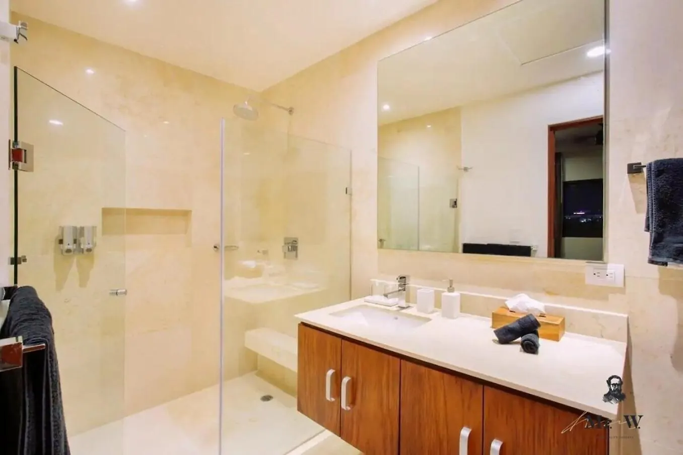 Oceanview Rooftop Pool Spa Tub Steps To Beach Playa del Carmen Appartamento