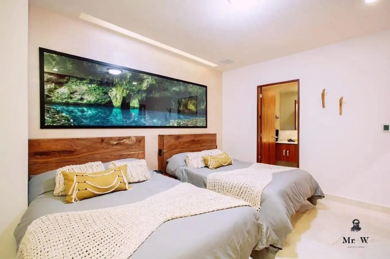 Oceanview Rooftop Pool Spa Tub Steps To Beach Playa del Carmen