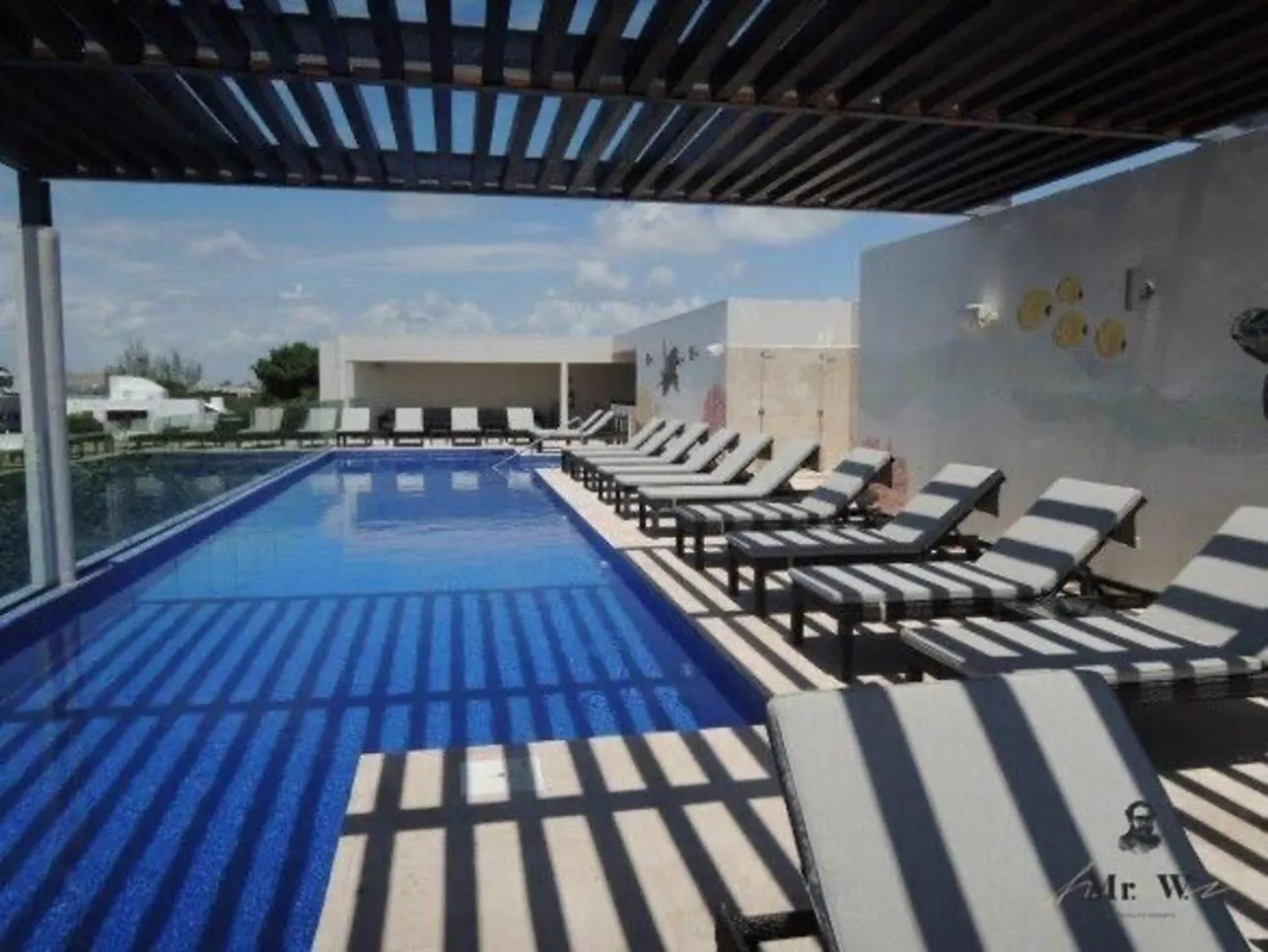 Oceanview Rooftop Pool Spa Tub Steps To Beach Playa del Carmen