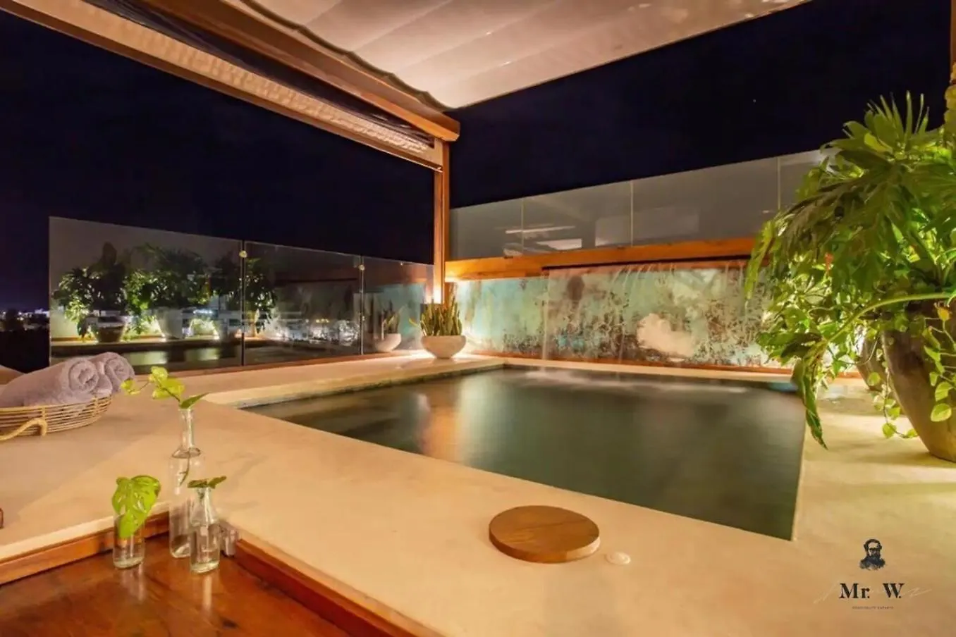 Oceanview Rooftop Pool Spa Tub Steps To Beach Playa del Carmen Mexique