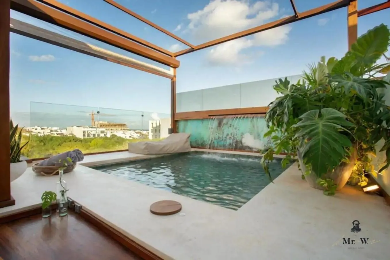 Oceanview Rooftop Pool Spa Tub Steps To Beach Playa del Carmen 0*,  Mexique